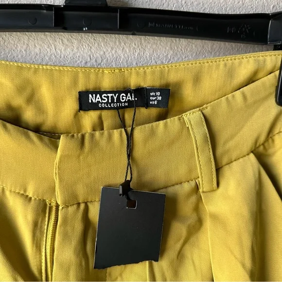 Nasty Gal mustard green flare silky pants - Picture 2 of 6